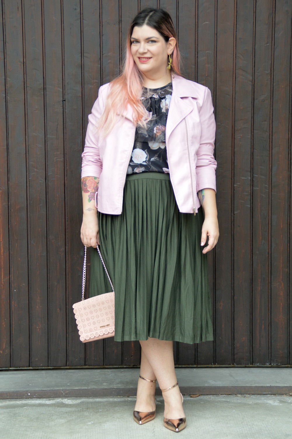 Outfit plus size rosa e verde (7)