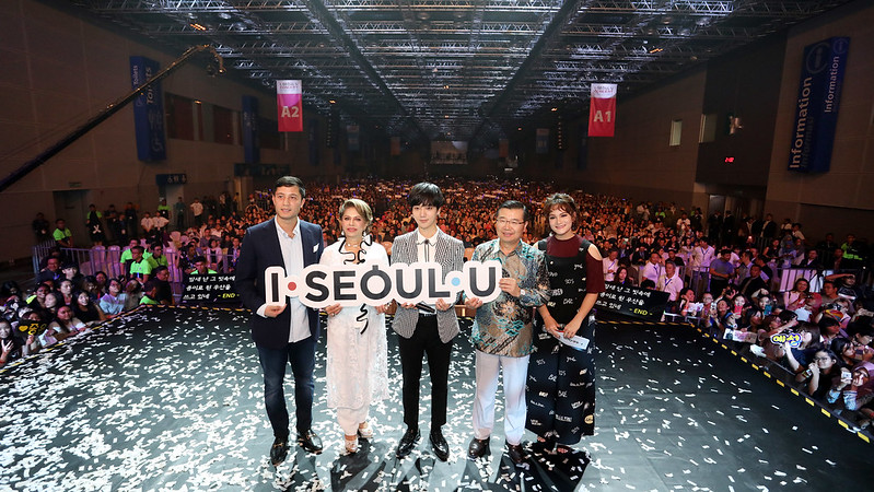 I-SEOUL-U Group Photo (2)