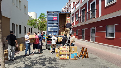 Ong Nazarena envío contenedor de ayuda humanitaria a Perú