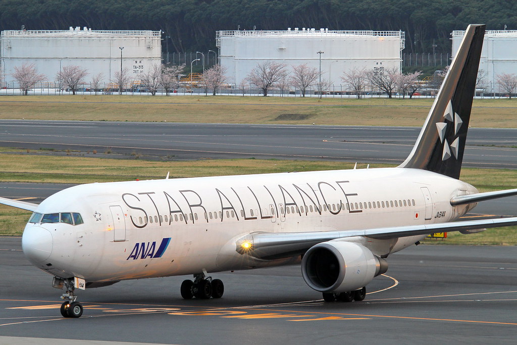 JA614A All Nippon Airways Boeing 767-381/ER