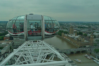 London - London Eye Parliament up view