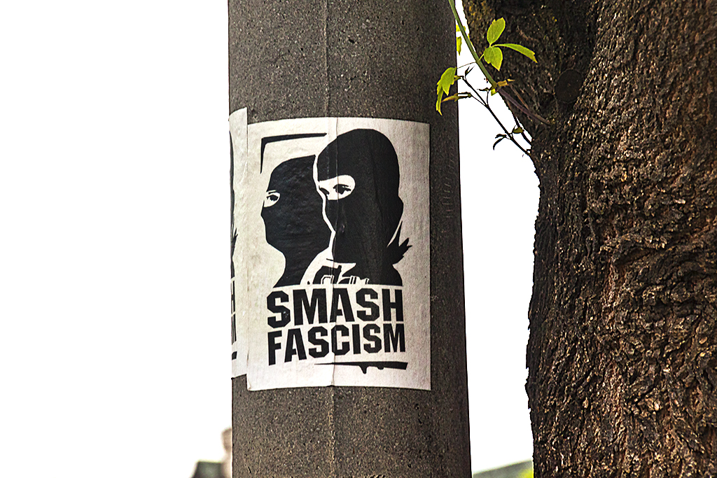 SMASH FASCISM--Toronto