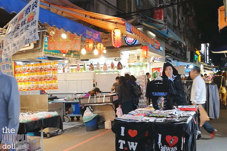 16-0 Alley at Shilin Night Market