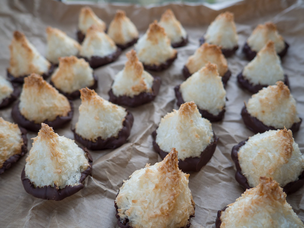 Recipe for Homemade Coconut Macaroons