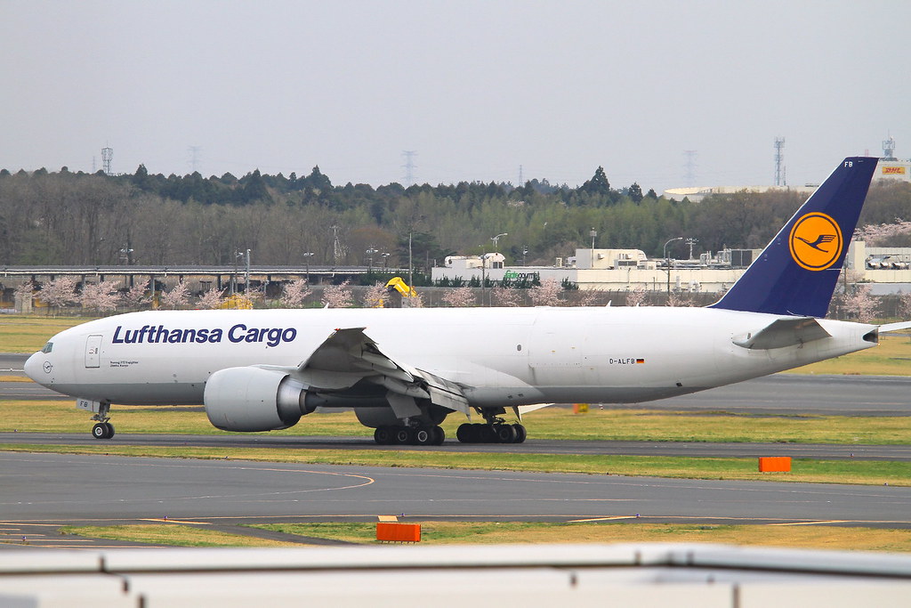 D-ALFB Lufthansa Cargo Boeing 777-FBT