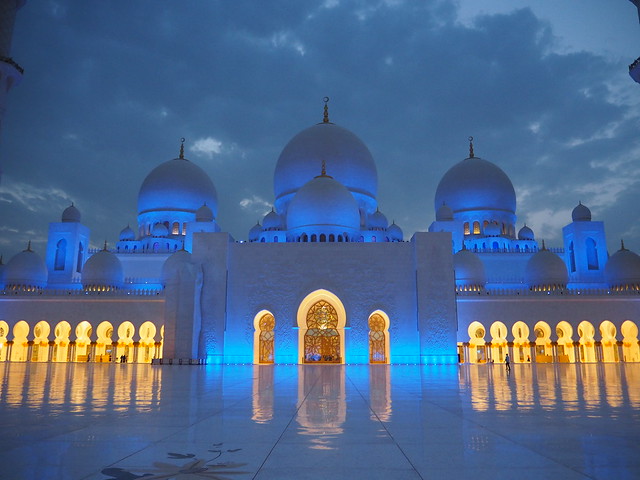 P1221635 Sheikh Zayed Grand Mosque(シェイク・ザイード・グランド・モスク/مركز جامع الشيخ زايد الكبير) アブダビ abudhabi