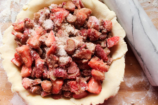 Strawberry Rhubarb Pie Recipe & Tutorial
