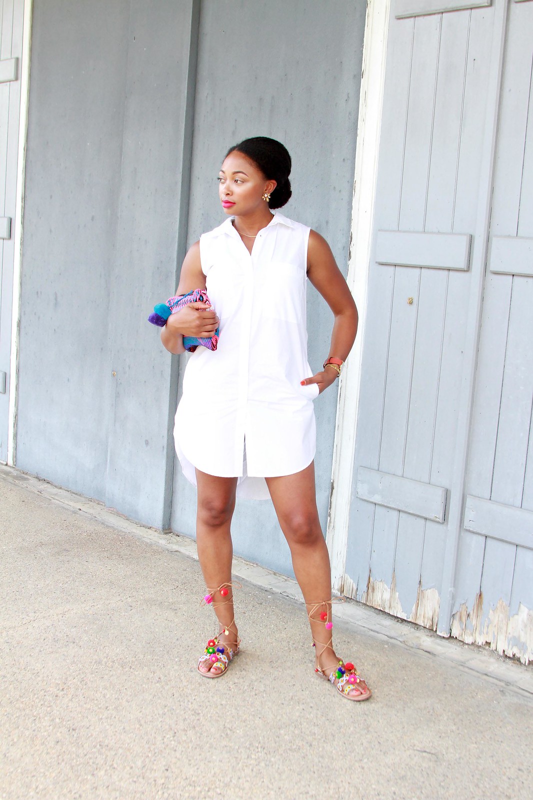 how to wear a white shirtdress