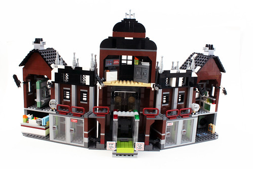 The LEGO Batman Arkham Asylum (70912)