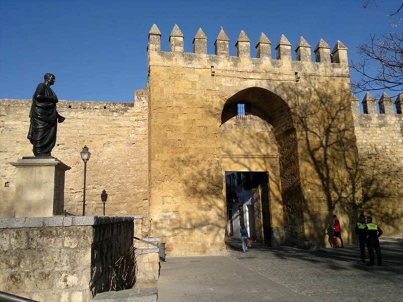 Puerta de Almodovar