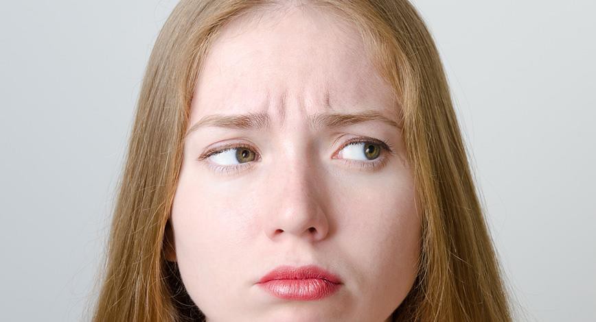 現代人壓力大經常眉頭深鎖，導致皺眉紋產生，皺眉紋常給人很嚴肅跟沒自信或很擔憂的樣子，但注射肉毒桿菌就能撫平眉間的皺眉紋，美上美的肉毒桿菌讓您沒有皺眉紋