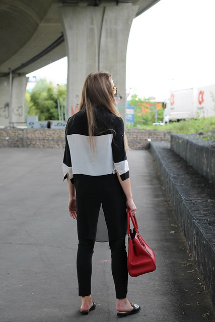 black-and-white-whole-outfit-back-wiebkembg