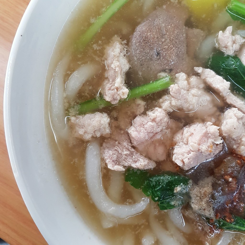 猪肉老鼠粉 Pork rat noodle $6 @ Permai Utama E Fatt 猪肉荣茶餐室 USJ 1