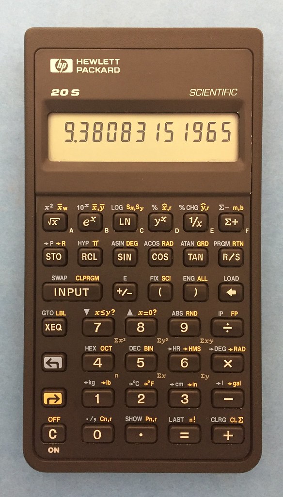 HP 20S Scientific calculator, front, power on, display sho… | Flickr