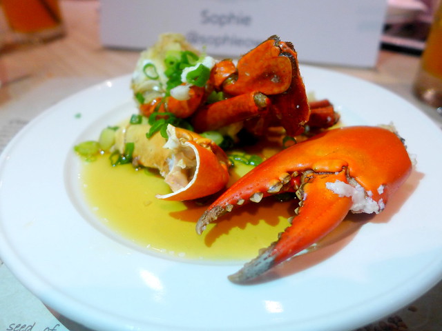 Steamed Crab With Ginger, Spring Onion and Chinese Wine
