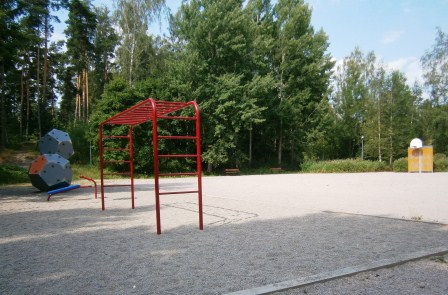 Picture of service point: Sepettorpanpuisto / Ulkokuntoiluvälineet