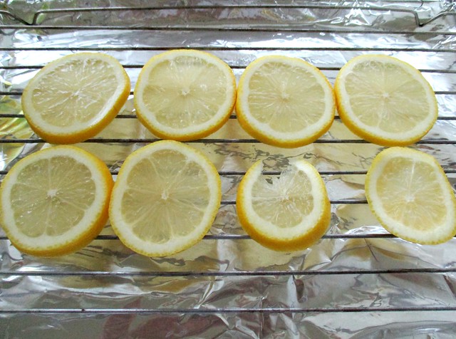 Foil, rack and lemon