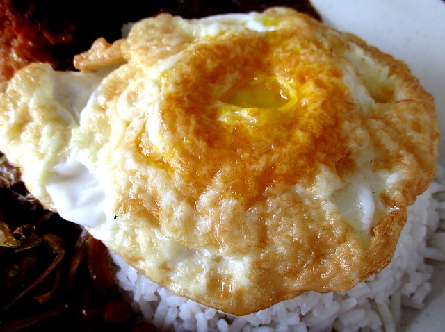 Cafe Ria nasi lemak special, egg
