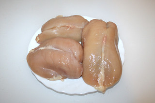 08 - Zutat Hähnchenbrustfilet / Ingredient chicken breasts