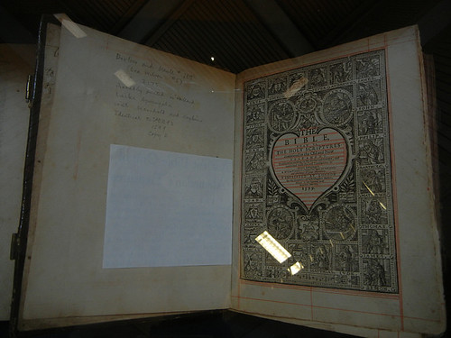 DSCN8737 - The Bible, 1599