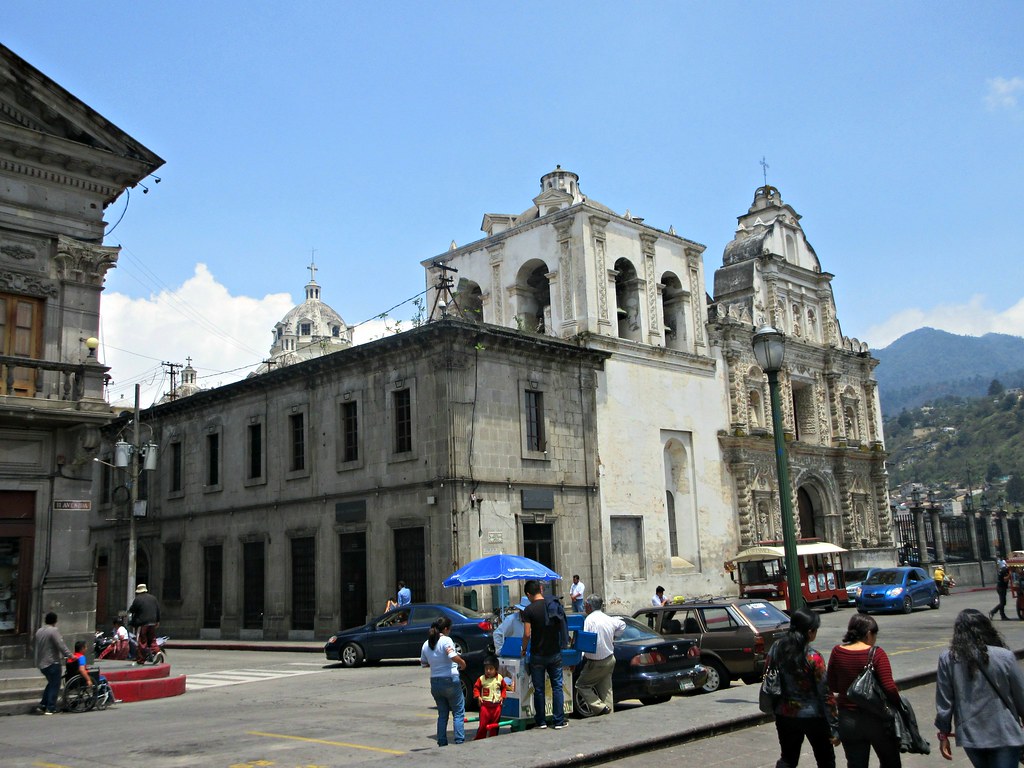 queque-plaza-church-2