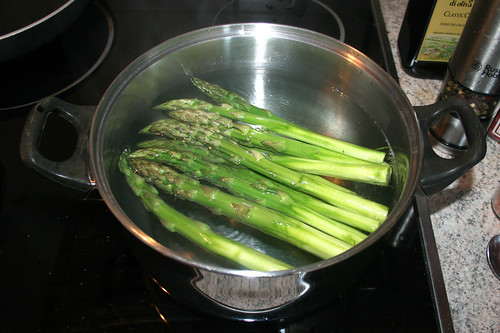 18 - Spargel blanchieren / Blanch asparagus