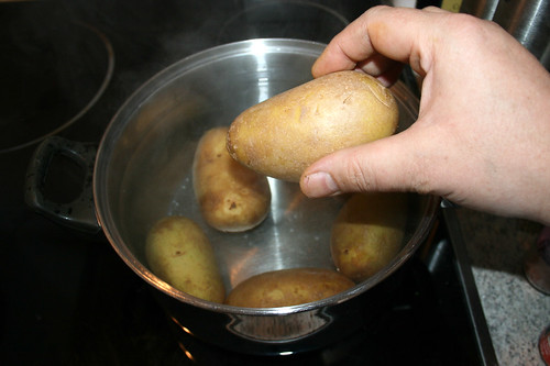21 - Kartoffeln kochen / Cook potatoes
