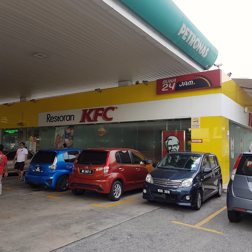 @ KFC Petronas USJ 20