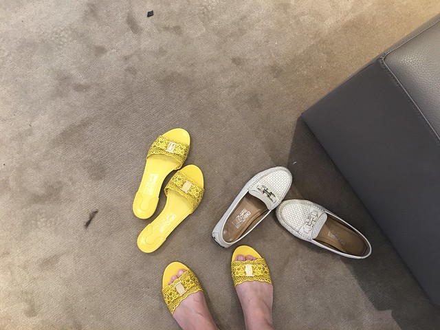 outlet, yellow Ferragamo slippers