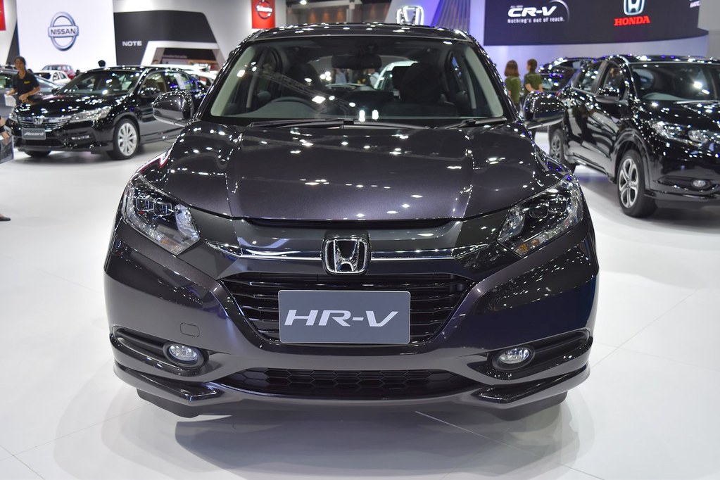 Honda-HR-V-showcased-front-at-the-BIMS-2017