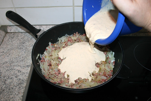 36 - Mischung in Pfanne geben / Put mix in pan