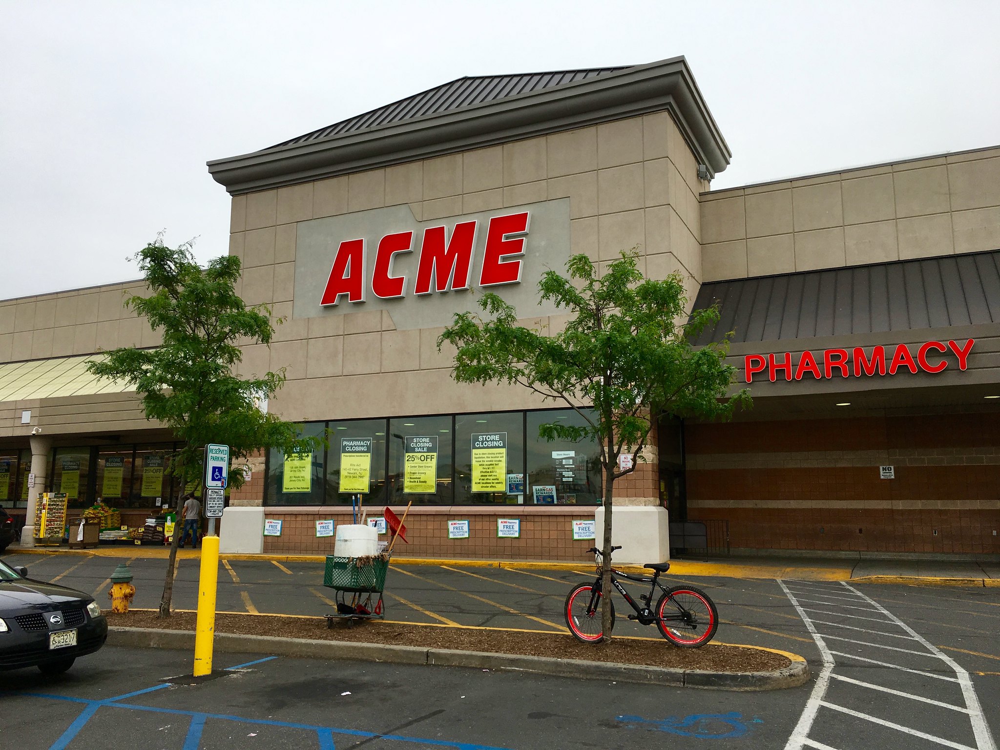 Acme (Closing) / Pathmark, Ironbound Neighborhood, Newark, NJ