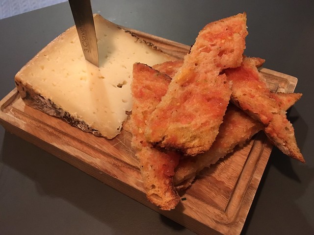 Catalan cheese - Mikkeller Bar