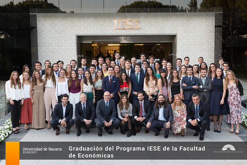 Graduación del Programa IESE de la Facultad de Económicas