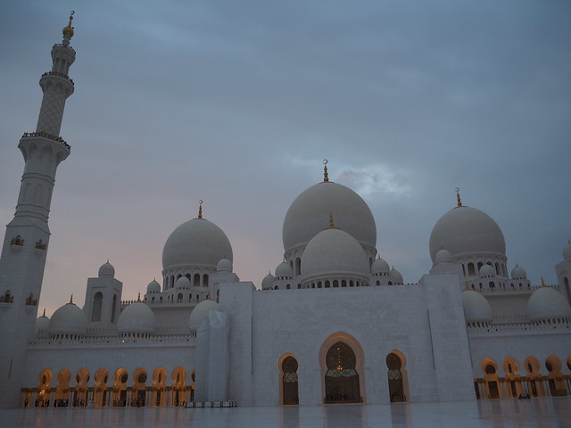 P1221589 Sheikh Zayed Grand Mosque(シェイク・ザイード・グランド・モスク/مركز جامع الشيخ زايد الكبير) アブダビ abudhabi