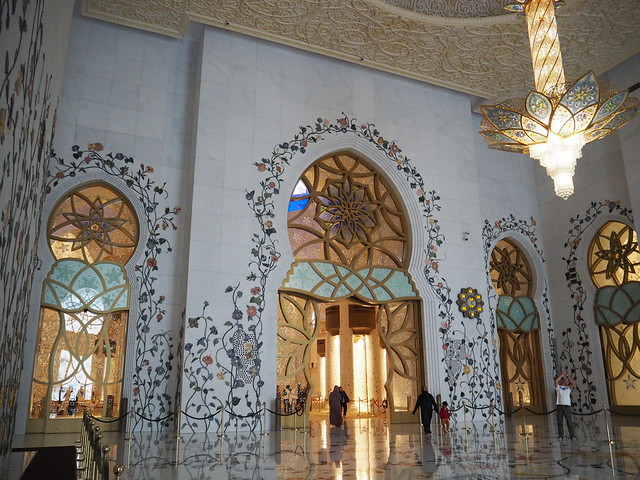P1221516 Sheikh Zayed Grand Mosque(シェイク・ザイード・グランド・モスク/مركز جامع الشيخ زايد الكبير) アブダビ abudhabi