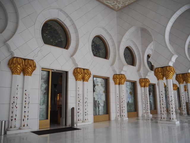 P1221511 Sheikh Zayed Grand Mosque(シェイク・ザイード・グランド・モスク/مركز جامع الشيخ زايد الكبير) アブダビ abudhabi