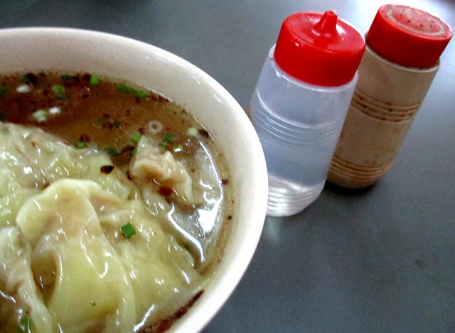 Kedai Kopi Sibu pian sip, soup - vinegar & pepper