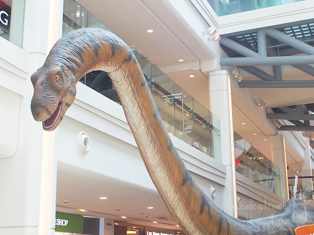singapore,plaza singapura,dinosaurs,dinosaurs unearthed,rawr,mamenchisaurus,where to go in singapore