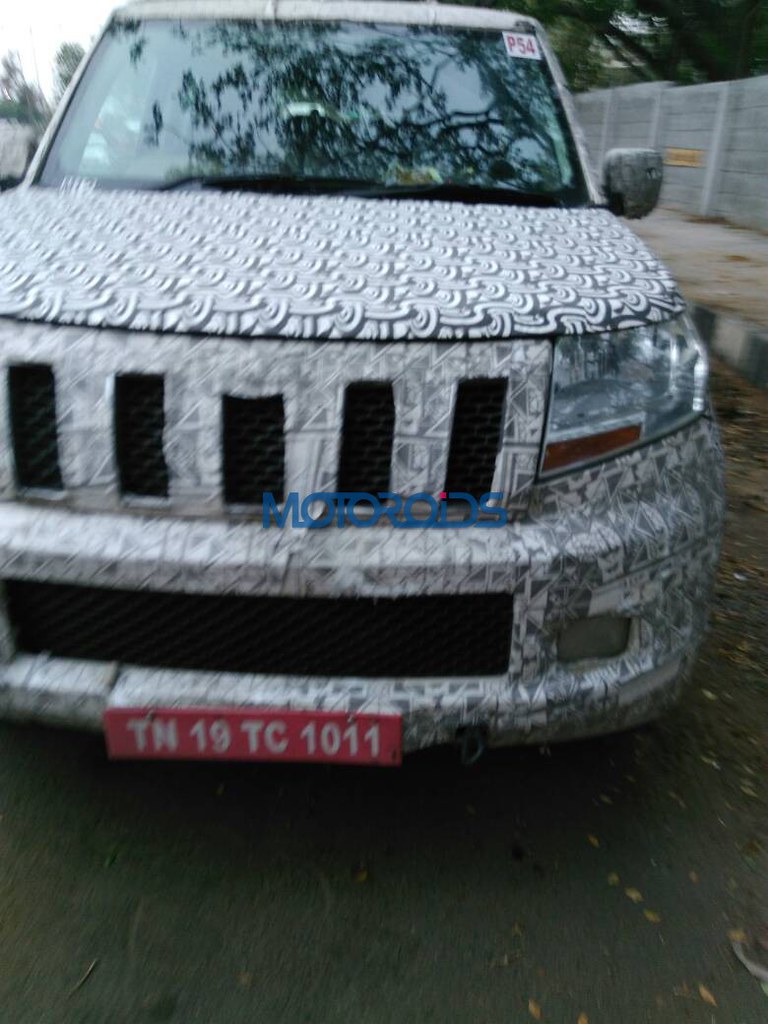 Mahindra-TUV500-Spied-Exclusive-4