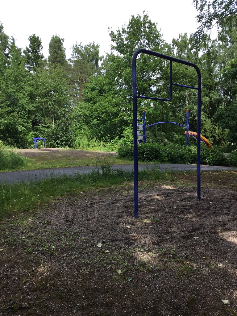 Picture of service point: Saarnimäki / Ulkokuntoiluvälineet
