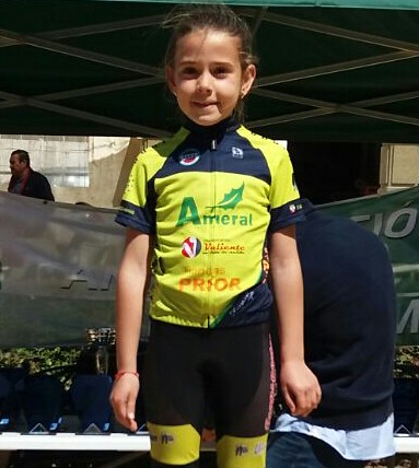 Rocío Martín Bonilla CICLISMO W Todo un as de la bicicleta, esta joven integrante de la escuela ciclista Gómez del Moral se ha proclamado esta temporada campeona de Andalucía.