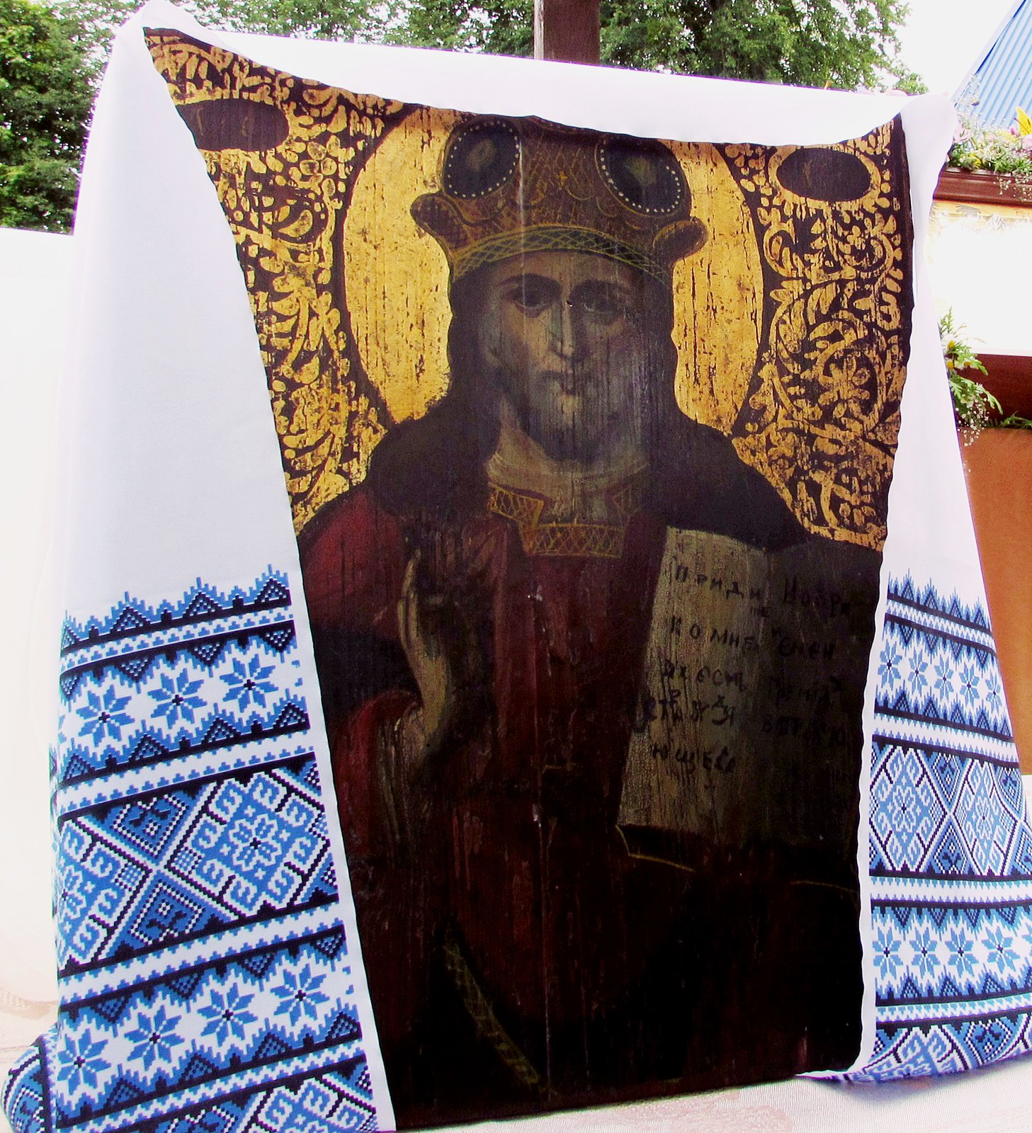 Старинная икона, единственная на сегодняшний день из обнаруженных уцелевших образов, спасенных в 30-е годы из Горбацевичского храма.