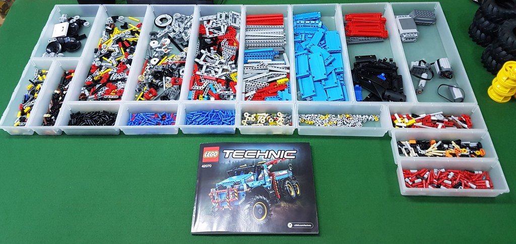 efter skole Teenager Utroskab Review: 42070 6x6 All Terrain Tow Truck | Brickset: LEGO set guide and  database