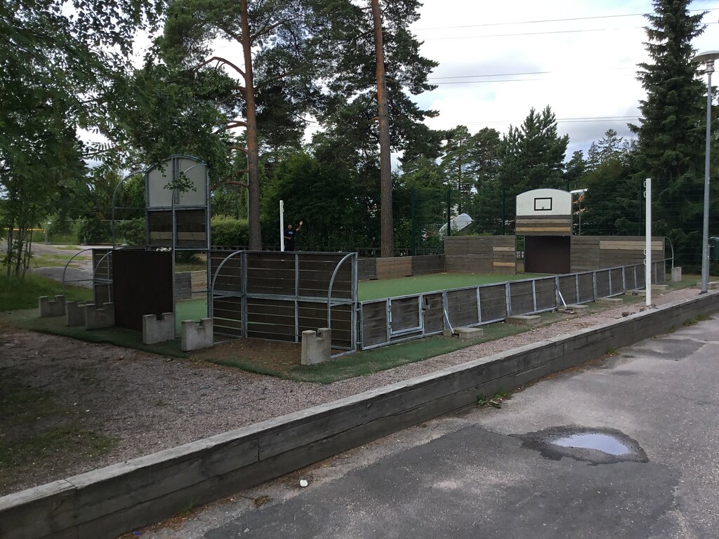 Picture of service point: Mankkaan koulu / Lähiliikuntapaikka