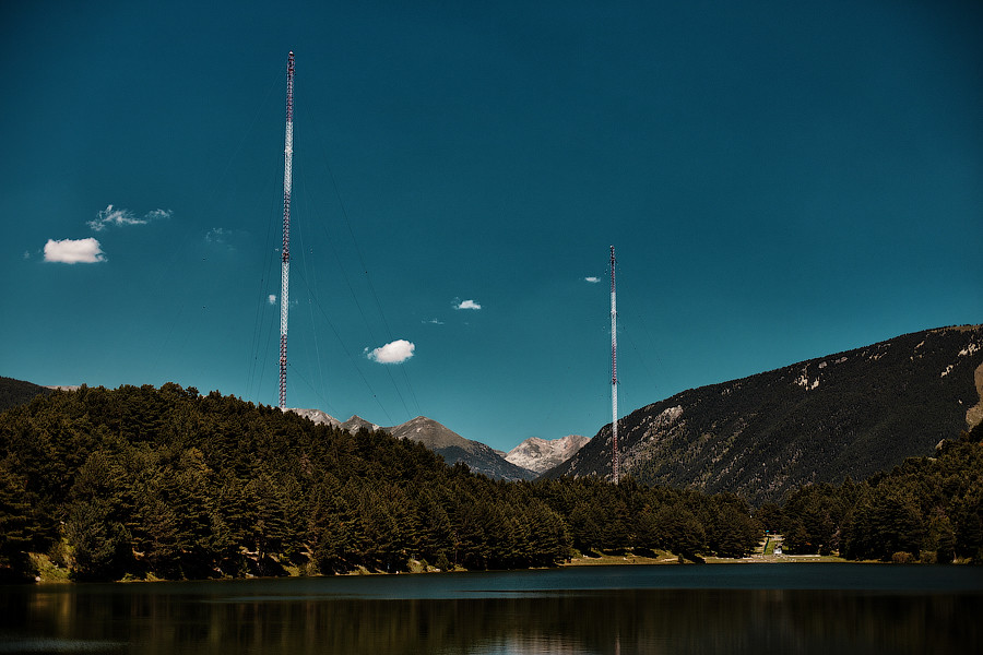 Достопримечательности Андорры летом: радиовышки Radio Andorra