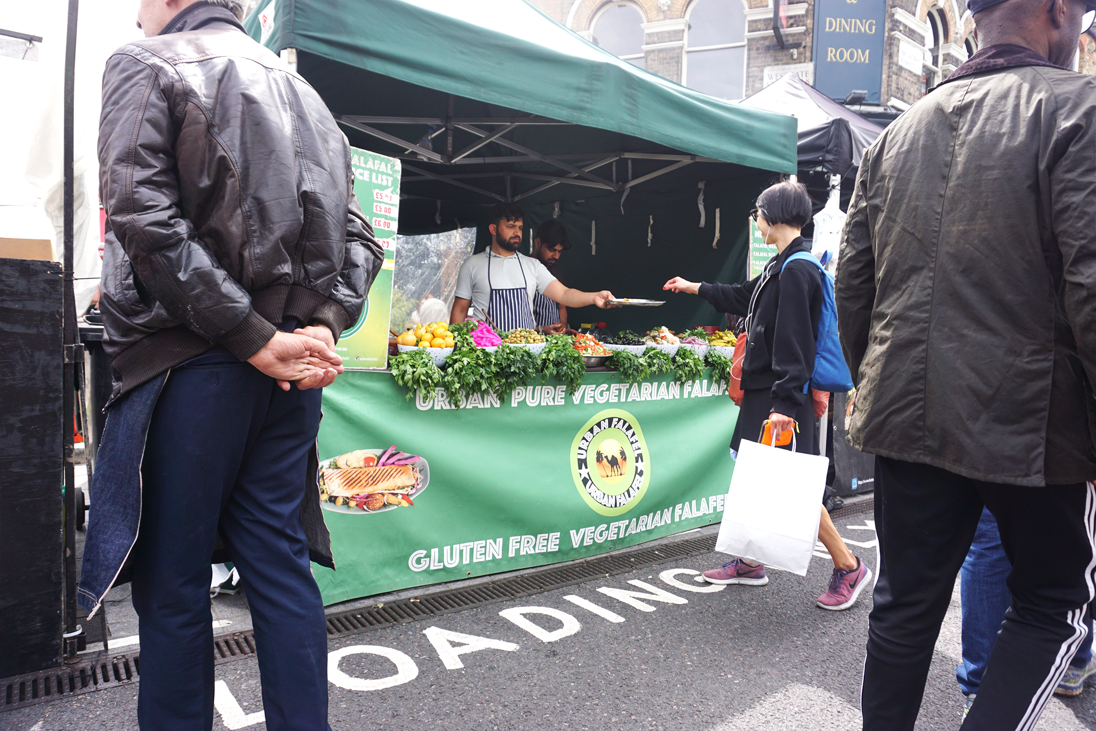 Gluten Free Vegetarian Falafel stand in Broadway Market | gluten free Broadway market guide | Hackney, London