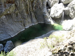 La grande vasque en haut du canyon