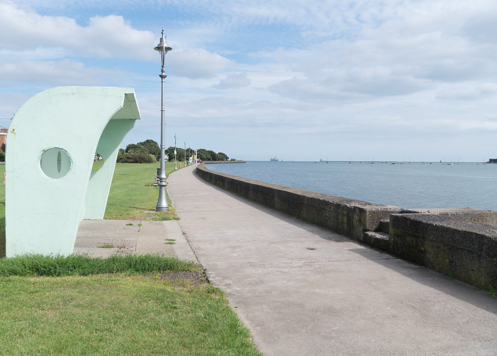 RETRO WIND SHELTERS IN CLONTARF [DESIGNED IN 1934 BY HERBERT SIMMS]  007