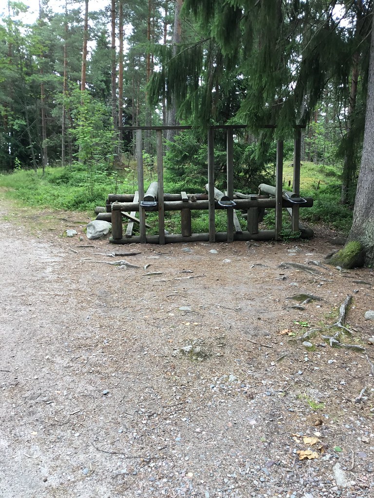 Picture of service point: Leppävaaran urheilupuisto / Ulkokuntoiluvälineet (Kuntorata)